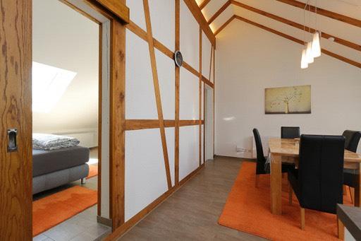 Maisonettenwohnung Mundelsheim - 2.5 Zimmer, 90 m&sup2;, 1.190&euro; | Angebot:25390626