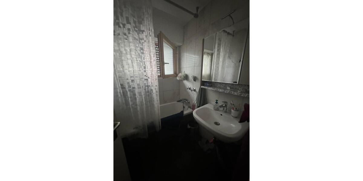 Erdgeschoßwohnung Weinstadt - 3 Zimmer, 76 m&sup2;, 320.000&euro; | Angebot:26611583