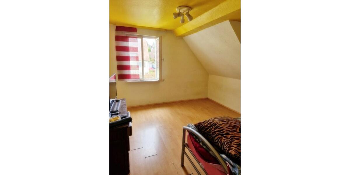 Doppelhaushälfte Weinsberg - 6 Zimmer, 135 m&sup2;, 298.000&euro; | Angebot:24688082