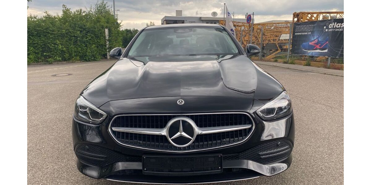 Mercedes-Benz C 180 14.500 km 33.999 &euro; Möglingen(Ludwigsburg) 71696
