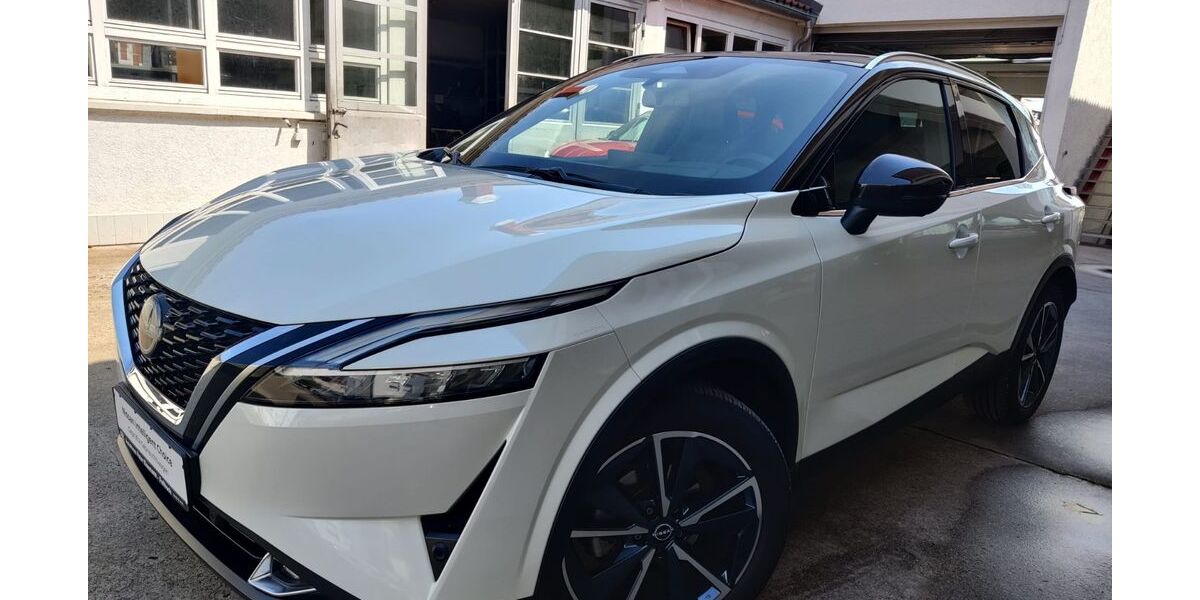 Nissan Qashqai 32.650 km 23.990 &euro; Fellbach 70734