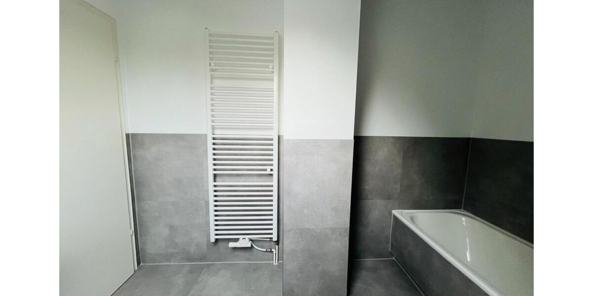 Dachgeschoßwohnung Stuttgart Mühlhausen - 1 Zimmer, 24 m&sup2;, 135.000&euro; | Angebot:27166095