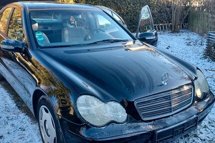Mercedes-Benz 200 227.217 km 1.700 &euro; Kornwestheim 70806