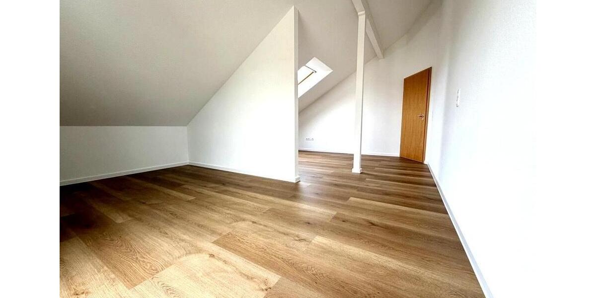 Maisonettenwohnung Ludwigsburg Hoheneck - 2.5 Zimmer, 111 m&sup2;, 1.430&euro; | Angebot:25637933