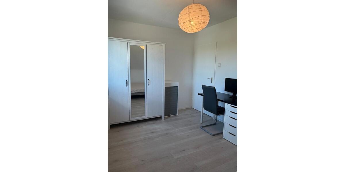 Dachgeschoßwohnung Leinfelden-Echterdingen Echterdingen - 5 Zimmer, 77 m&sup2;, 1.590&euro; | Angebot:27545343