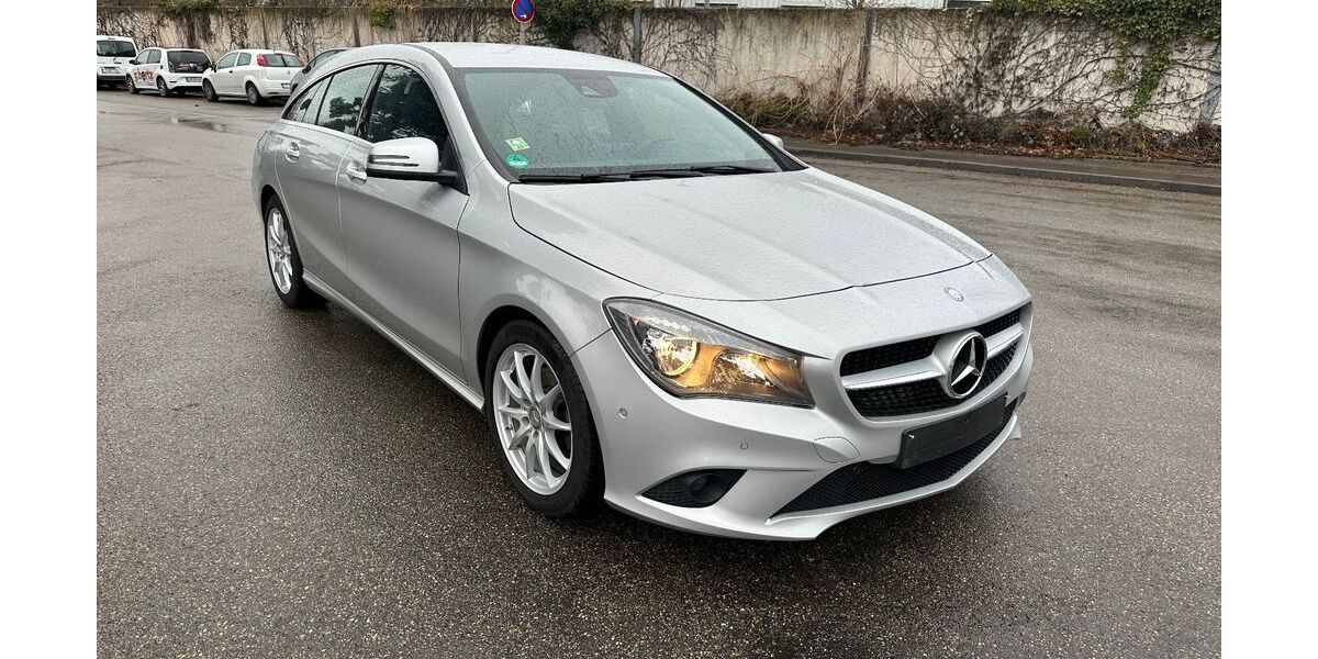 Mercedes-Benz CLA 200 Shooting Brake 120.000 km 15.450 &euro; Möglingen/Ludwigsburg 71696