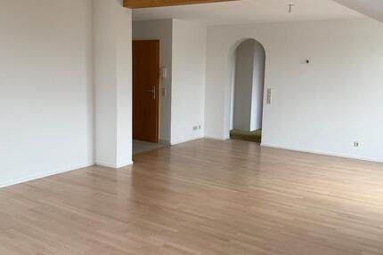 Wohnung Eberdingen - 6 Zimmer, 122 m&sup2;, 1.500&euro; | Angebot:24369638