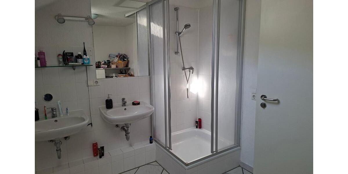 Etagenwohnung Korntal-Münchingen Münchingen - 4 Zimmer, 105 m&sup2;, 1.500&euro; | Angebot:27572618