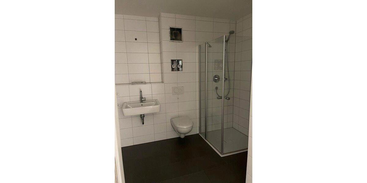 Etagenwohnung Esslingen am Neckar - 2 Zimmer, 61 m&sup2;, 930&euro; | Angebot:26383050