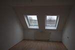 Dachgeschoßwohnung Brackenheim - 4.5 Zimmer, 97 m&sup2;, 1.150&euro; | Angebot:27580019