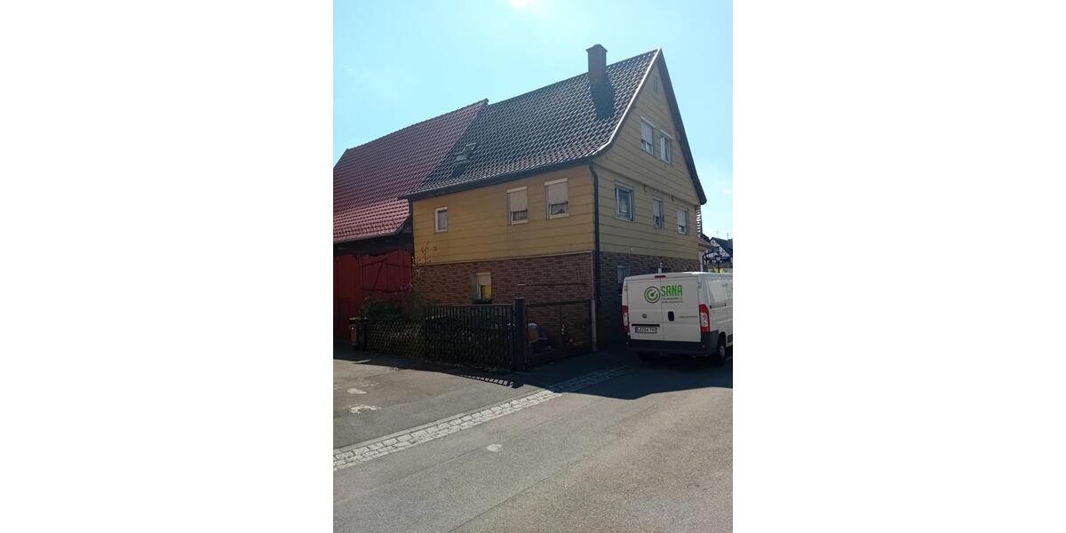Einfamilienhaus Kornwestheim - 6 Zimmer, 350.000&euro; | Angebot:21346132