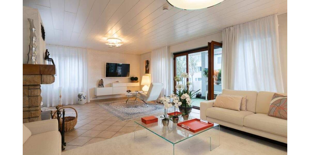 Etagenwohnung Fellbach - 5 Zimmer, 177 m&sup2;, 695.000&euro; | Angebot:25685869