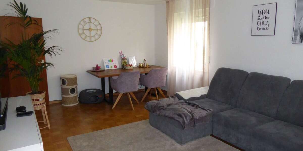Etagenwohnung Ludwigsburg Hoheneck - 3.5 Zimmer, 88 m&sup2;, 800&euro; | Angebot:26855880