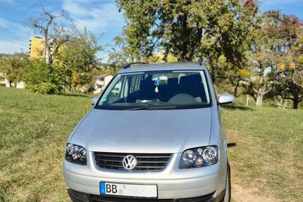 VW Touran 171.000 km 4.200 &euro; Böblingen 71032