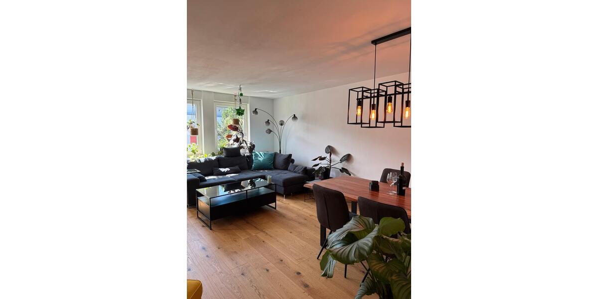 Etagenwohnung Weinstadt - 3 Zimmer, 82 m&sup2;, 1.540&euro; | Angebot:27541916