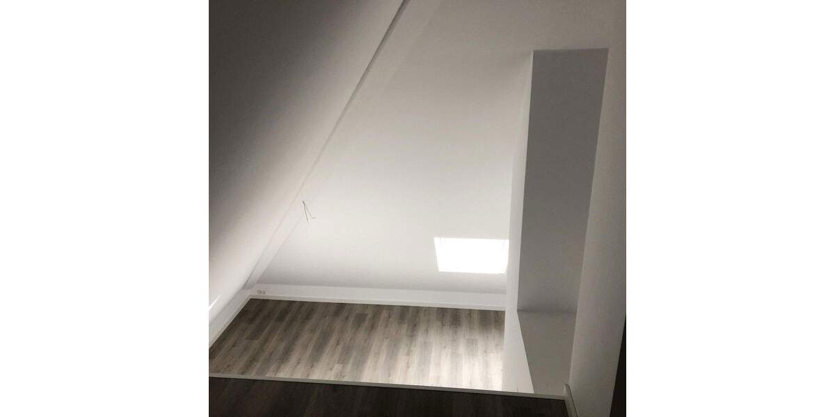 Etagenwohnung Stuttgart Mitte - 2 Zimmer, 48 m&sup2;, 766&euro; | Angebot:25657603