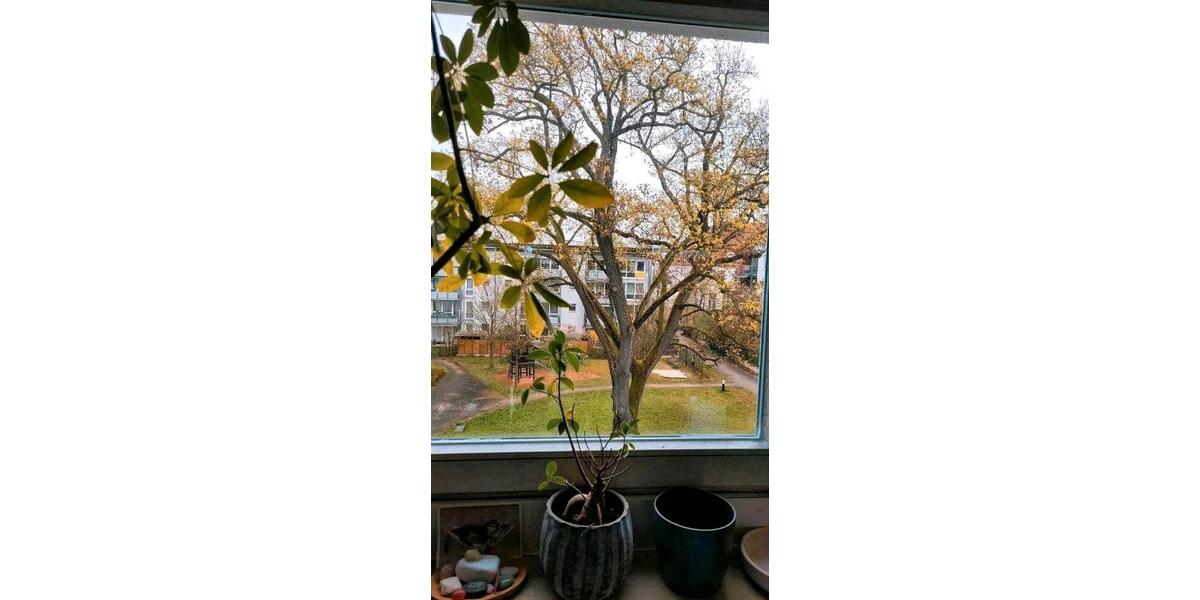 Etagenwohnung Stuttgart Bad Cannstatt - 3 Zimmer, 79 m&sup2;, 1.100&euro; | Angebot:25973951