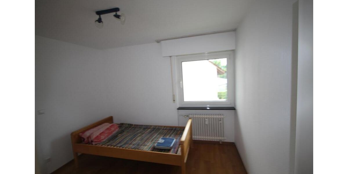 Etagenwohnung Stuttgart Degerloch - 4 Zimmer, 85 m&sup2;, 1.350&euro; | Angebot:25921256