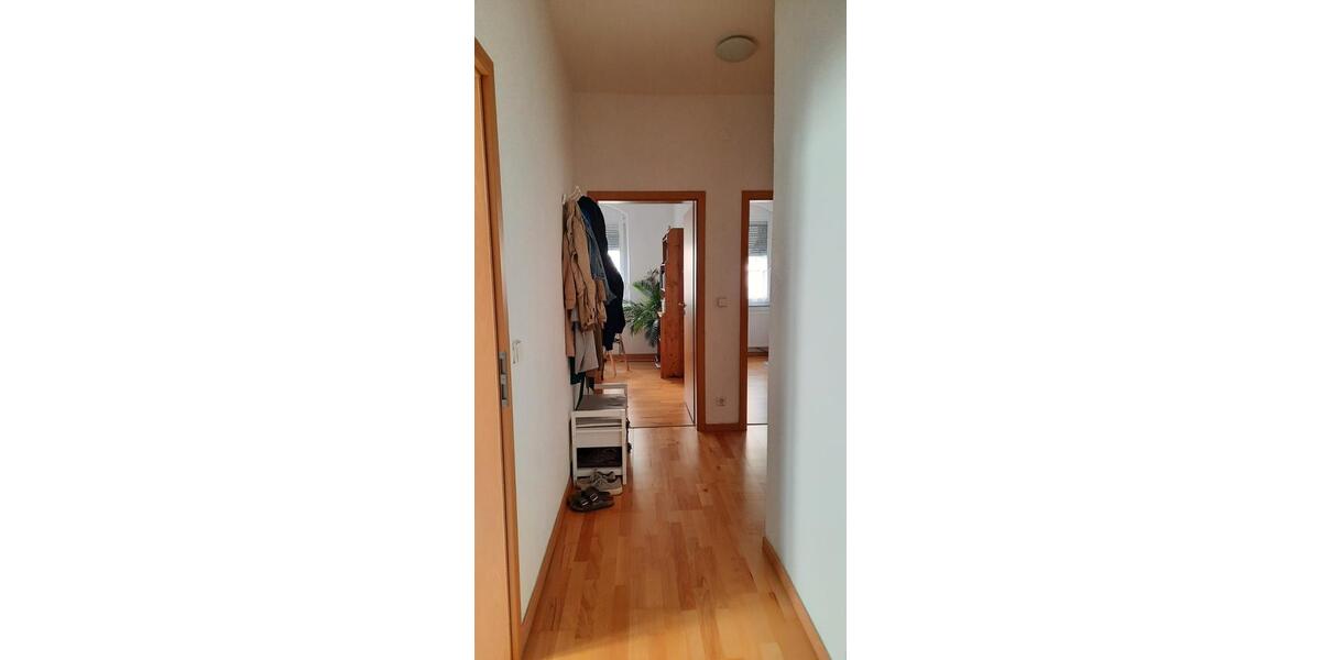 Hochparterre Stuttgart Stuttgart-Ost - 4 Zimmer, 74 m&sup2;, 1.175&euro; | Angebot:27570552