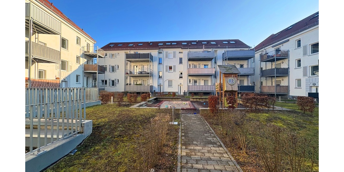 Raum zum Leben: Große 3,5-Zimmer-Wohnung im beliebten Bethlehem-Carré - 3.5 Esslingen am Neckar / Mettingen Mettingen | Angebot:24979600