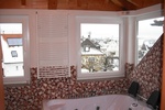 Aussicht, Sonne & Komfort: 2½‑Zi. DG‑Wohnung in gehobener Ausstattung - Wallbox‑Vorbereitung - Dachgeschoßwohnung Schönaich | Angebot:26945980