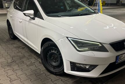 Seat Leon 199.999 km 8.300 &euro; Stuttgart 70191