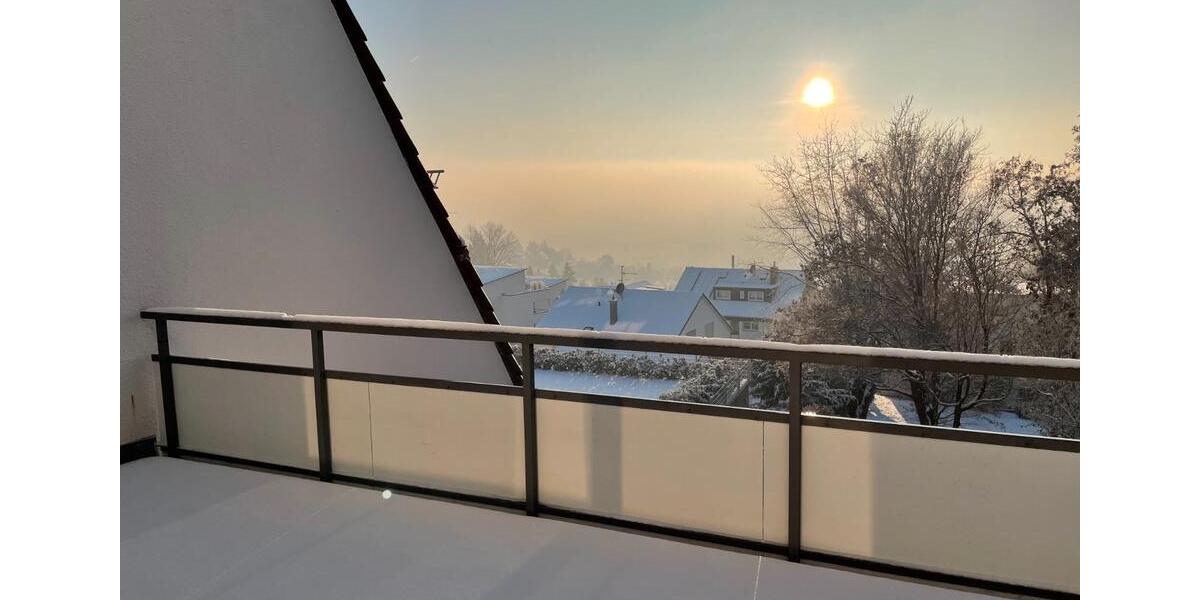 Etagenwohnung Esslingen am Neckar Hegensberg - 4 Zimmer, 90 m&sup2;, 1.300&euro; | Angebot:27595298