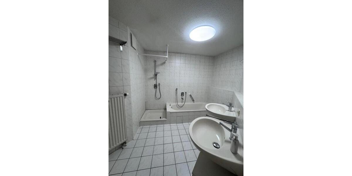 Etagenwohnung Schorndorf - 3 Zimmer, 80 m&sup2;, 285.000&euro; | Angebot:25641426