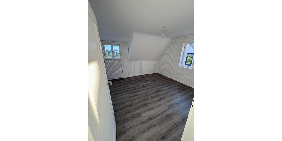 Maisonettenwohnung Remseck am Neckar - 4.5 Zimmer, 105 m&sup2;, 1.295&euro; | Angebot:27560733