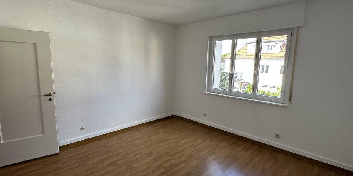 Etagenwohnung Stuttgart Botnang - 4 Zimmer, 110 m&sup2;, 1.590&euro; | Angebot:26511677