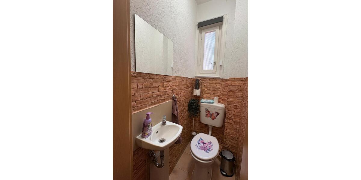 Erdgeschoßwohnung Stuttgart Zuffenhausen - 3 Zimmer, 63 m&sup2;, 1.095&euro; | Angebot:25932454