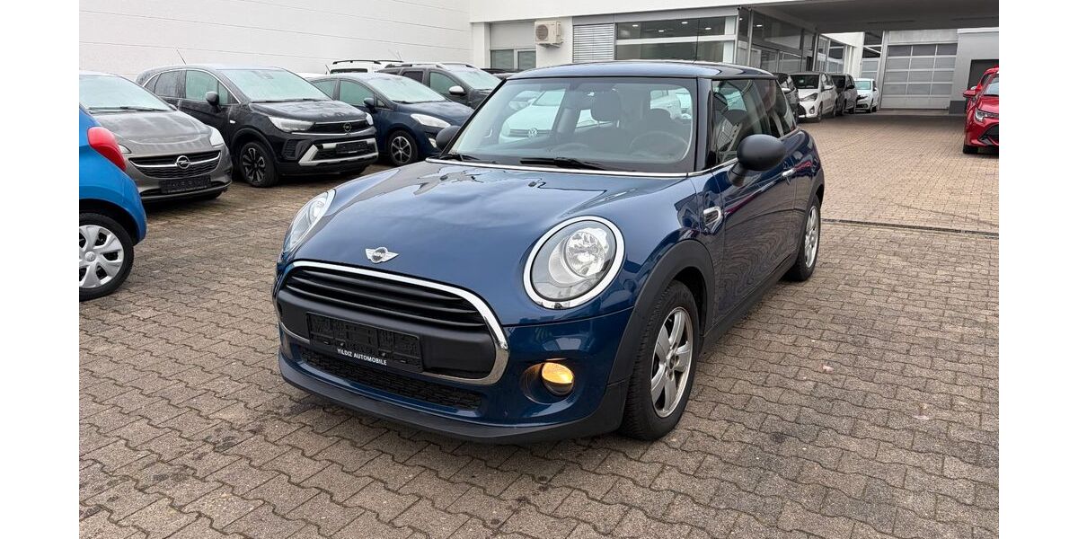 Mini ONE 122.053 km 6.795 &euro; Stuttgart 70597