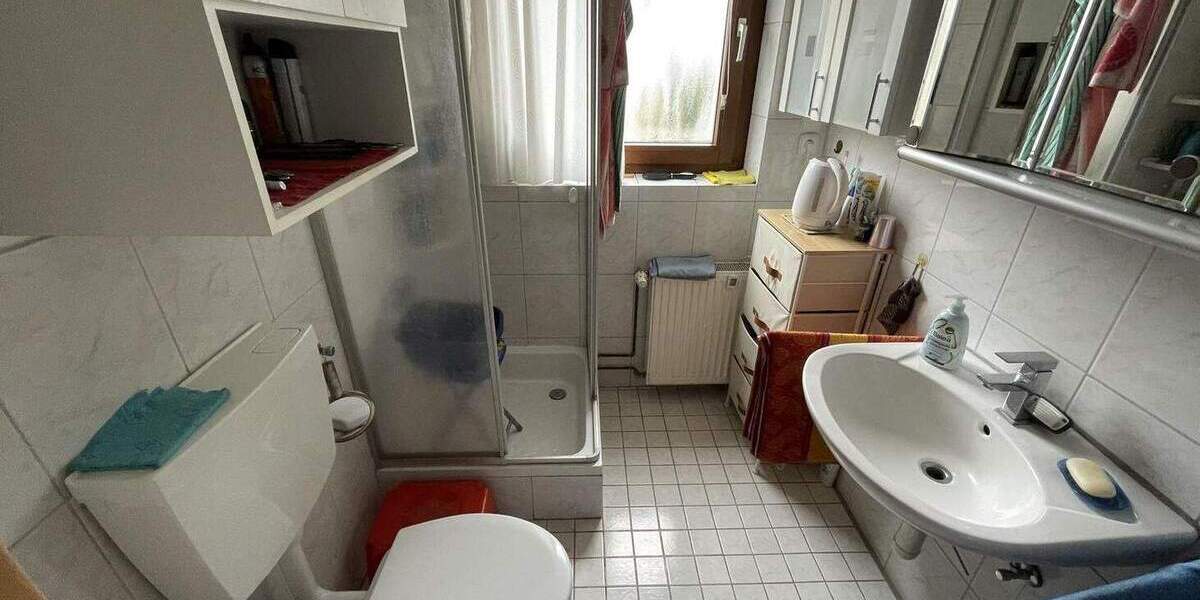 Mehrfamilienhaus, Wohnhaus Fellbach - 9 Zimmer, 236 m&sup2;, 850.000&euro; | Angebot:25781223