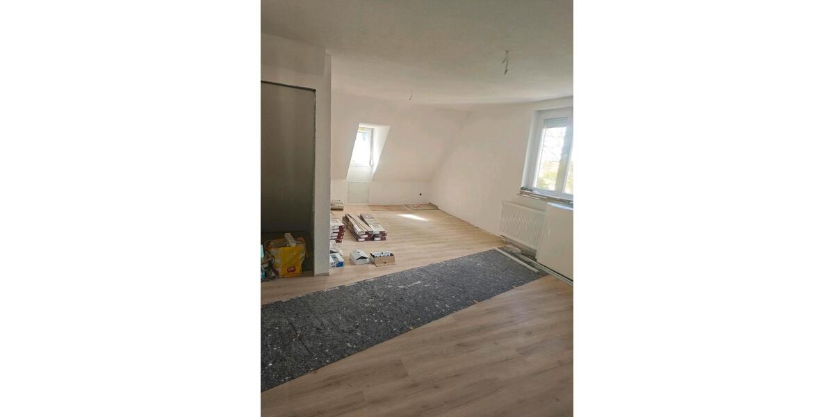 Maisonettenwohnung Ludwigsburg - 4 Zimmer, 120 m&sup2;, 1.700&euro; | Angebot:25920948