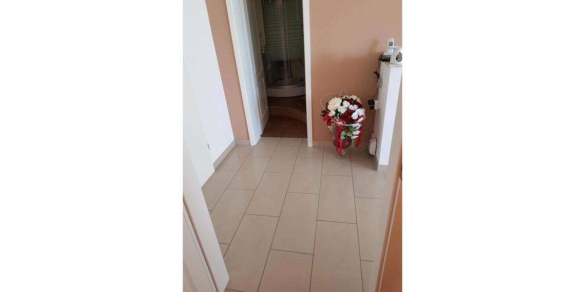 Etagenwohnung Leonberg - 3 Zimmer, 68 m&sup2;, 225.000&euro; | Angebot:27580853