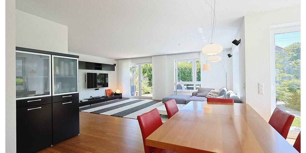 Doppelhaushälfte Böblingen - 6 Zimmer, 220 m&sup2;, 890.000&euro; | Angebot:26902793