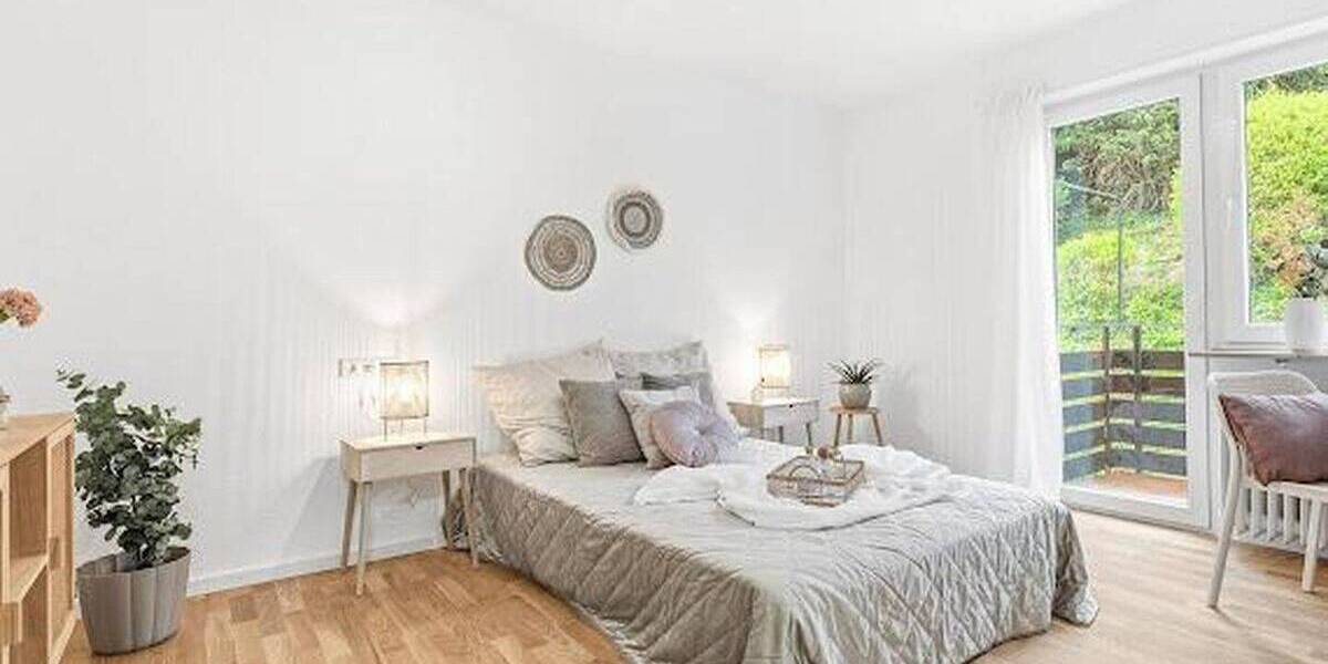 Etagenwohnung Obertürkheim Obertürkheim - 3 Zimmer, 78 m&sup2;, 1.330&euro; | Angebot:26902879