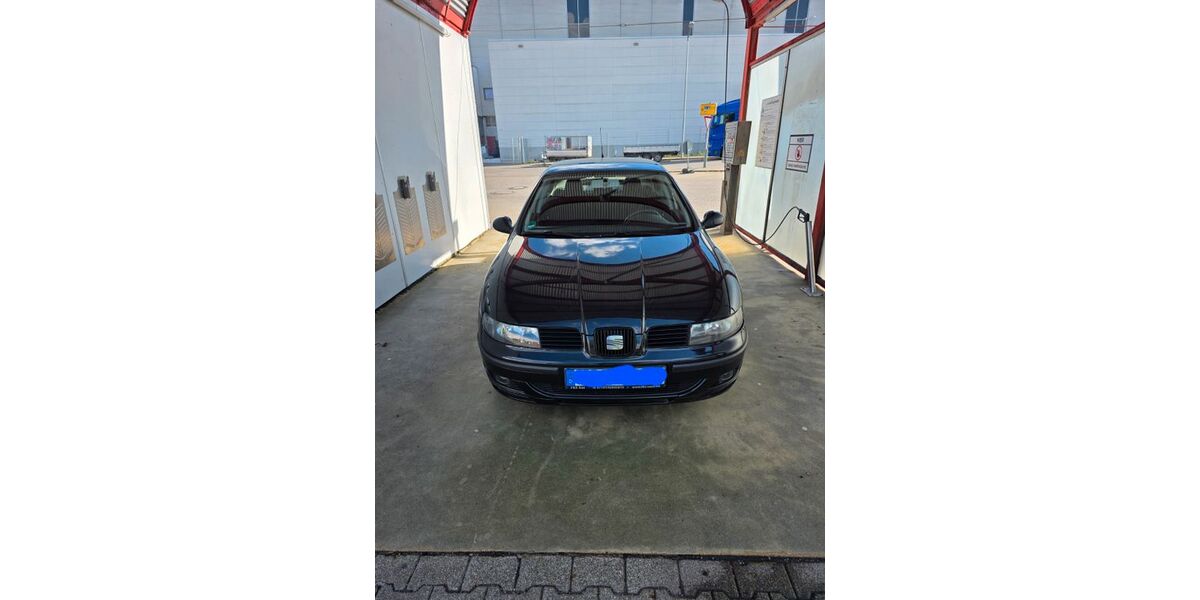 Seat Leon 178.581 km 2.650 &euro; Kornwestheim 70806