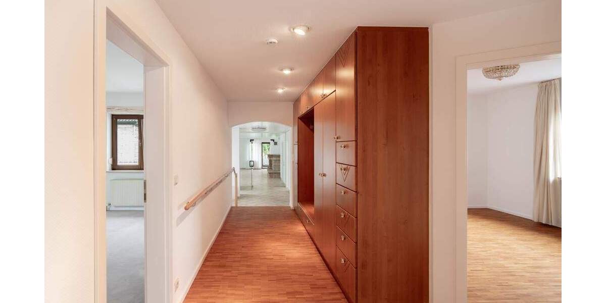 Etagenwohnung Fellbach - 5 Zimmer, 177 m&sup2;, 695.000&euro; | Angebot:25685869