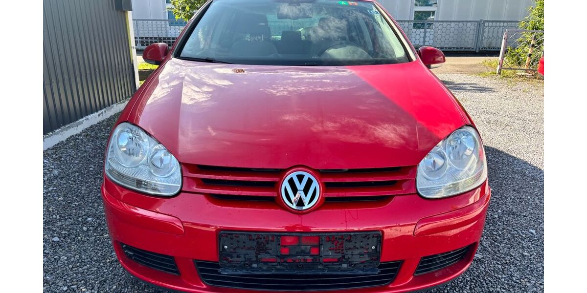 VW Golf 181.500 km 2.999 &euro; Sindelfingen 71069