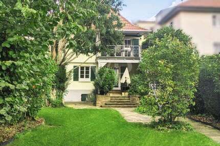 Haus Fellbach - 9.5 Zimmer, 260 m&sup2;, 1.245.000&euro; | Angebot:22818648