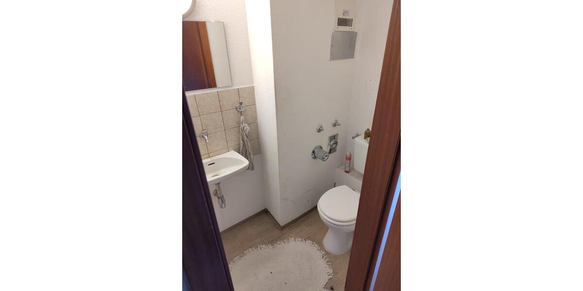 Dachgeschoßwohnung Lauffen am Neckar - 1 Zimmer, 20 m&sup2;, 480&euro; | Angebot:26477381