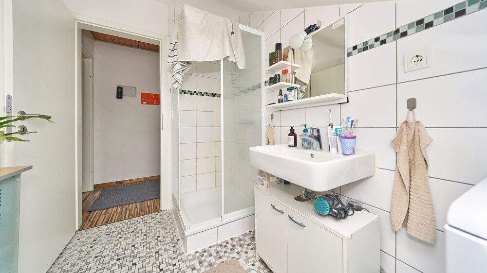 Etagenwohnung Remseck am Neckar / Hochdorf Hochdorf - 2 Zimmer, 48 m&sup2;, 165.000&euro; | Angebot:25777940