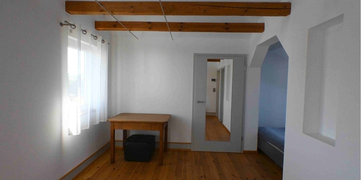 zentral Leben – stilvolle Doppelhaushälfte mit begehbarem Kleiderschrank - Doppelhaushälfte Vaihingen/Enz Enzweihingen | Angebot:24524544