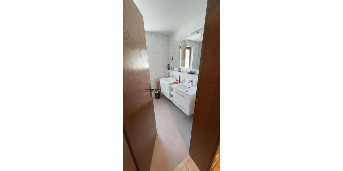 Mehrfamilienhaus, Wohnhaus Rudersberg - 10.5 Zimmer, 254 m&sup2;, 699.000&euro; | Angebot:27077547