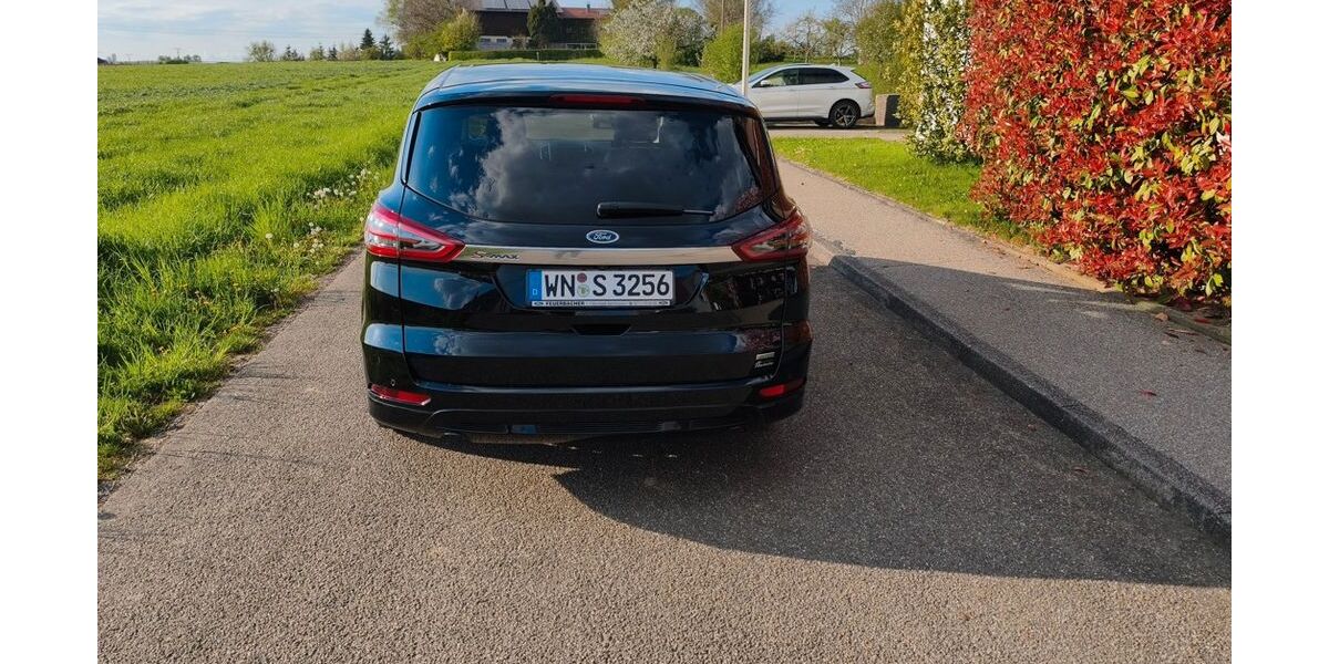 Ford S-Max 68.500 km 19.000 &euro; Weinstadt 71384