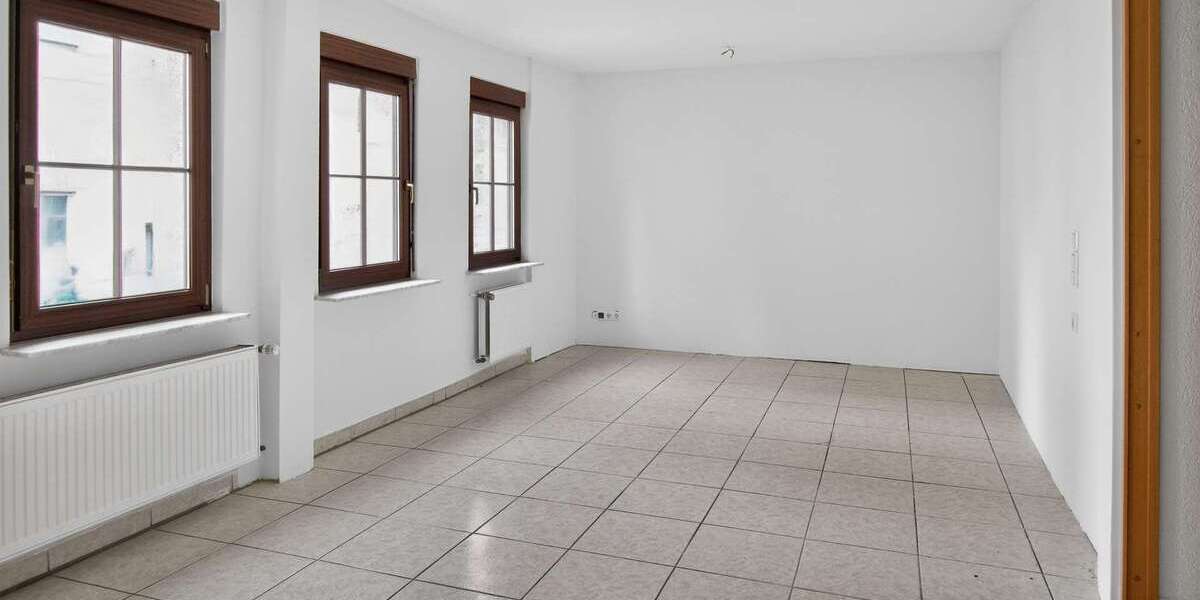 Mehrfamilienhaus in Stuttgart-Zuffenhausen - Mehrfamilienhaus, Wohnhaus Stuttgart Zuffenhausen | Angebot:25201617