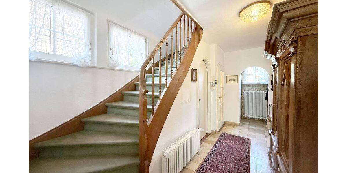Einfamilienhaus Stuttgart Degerloch - 1 Zimmer, 210 m&sup2;, 1.995.000&euro; | Angebot:26379604