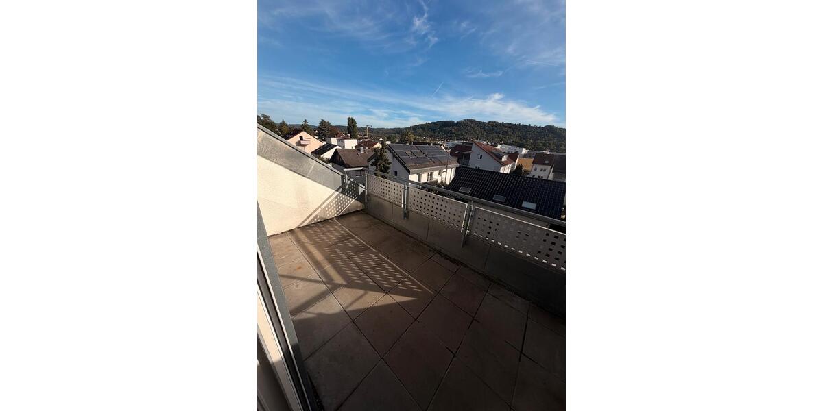 Dachgeschoßwohnung Remshalden - 4 Zimmer, 78 m&sup2;, 1.050&euro; | Angebot:27553315