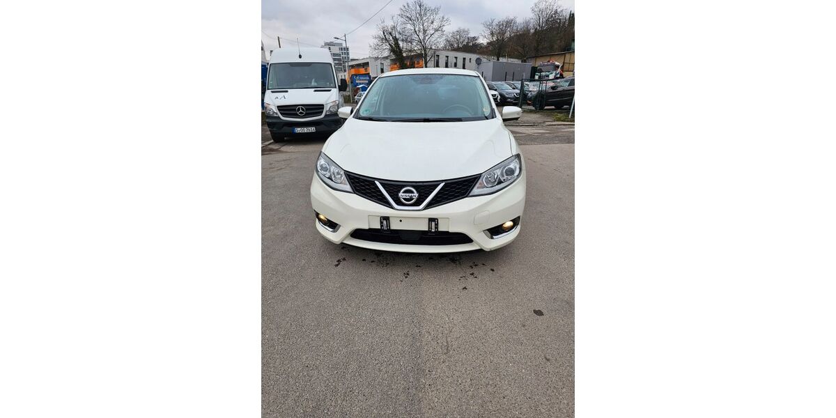 Nissan Pulsar 145.957 km 5.750 &euro; Stuttgart 70376